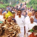 'കലിയാ കലിയാ കൂയ്..... ചക്കേം മാങ്ങേം തന്നേച്ചു പോണേ...'