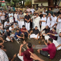 പേരാമ്പ്രയില്‍ യൂത്ത് ലീഗ് ആര്‍ടി ഓഫീസ് മാര്‍ച്ച് നടത്തി