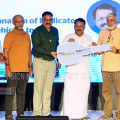 ഇന്‍സ്‌റിറ്റിയൂട്ട് ഓഫ് പെയിന്‍ ആന്റ് പാലിയേറ്റീവ് മെഡിസിന് വാഹനങ്ങള്‍ കൈമാറി 