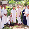 ശിഹാബ് തങ്ങള്‍ അനുസ്മരണ ദിനത്തില്‍ ഓര്‍മ്മ മരം നട്ടു