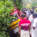 പന്നിമുക്കില്‍ ഇരുചക്രവാഹനത്തില്‍ പിക്കപ്പ് വാനിടിച്ചു അമ്മയ്ക്കും മകള്‍ക്കും പരിക്ക്