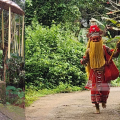 കുടമണി കിലുക്കി ഓണപ്പൊട്ടനെത്തി