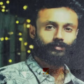 കോഴിക്കോട് വീട്ടിൽ കിടന്നുറങ്ങിയ  യുവാവിനെ വിളിച്ചുണർത്തി വീട്ടുകാർ നോക്കി നിൽക്കെ കാറിൽ  തട്ടിക്കൊണ്ടുപോയി ; സ്ത്രീയടക്കമുള്ള മൂന്നംഗ സംഘത്തിന് പിന്നാലെ പോലീസ്