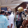  ഹര്‍ത്താല്‍; പേരാമ്പ്ര ഗ്രാമ പഞ്ചായത്ത് ഓഫീസിനു മുമ്പില്‍ സംഘര്‍ഷാവസ്ഥ