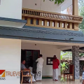 കണ്ണൂരിൽ വീടുപൂട്ടി തൊട്ടപ്പുറത്തെ വീട്ടിൽ പോയപ്പോൾ കവർച്ച ; 20 പവനും ആറ് ലക്ഷം രൂപയും കവർന്നു.