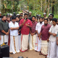 സ്വര്‍ണ്ണ കൊള്ള നടത്തിയ മുന്‍ എക്‌സിക്യൂട്ടീവ് ഓഫീസറുടെ വീട്ടിലേക്ക് യുവമോര്‍ച്ച പ്രതിഷേധ മാര്‍ച്ച്