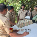 കാറിൽ രഹസ്യ അറ പണിത് കുഴൽപ്പണക്കടത്ത് ; കണ്ണൂർ പരിയാരത്ത് 80 ലക്ഷം രൂപ  പിടികൂടി, 3 പേർ അറസ്റ്റിൽ