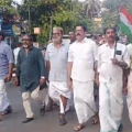 ഇന്ധന വില വർദ്ധനവ് ;  കോൺഗ്രസ് തിരുവങ്ങാട്,കോടിയേരി, പാറാൽ മണ്ഡലം കമ്മിറ്റികൾ പ്രതിഷേധ ജാഥ സംഘടിപ്പിച്ചു