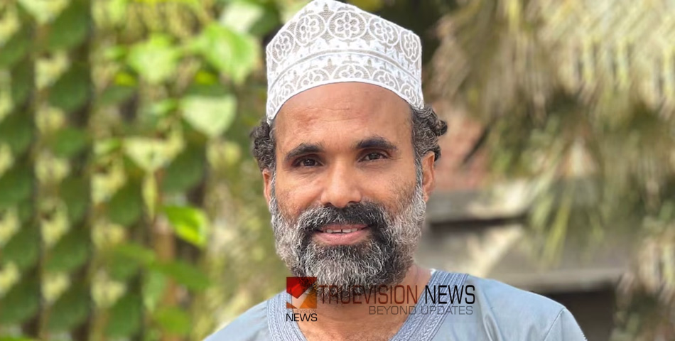 ഫുട്ബോൾ കളിക്കിടെ ദേഹാസ്വാസ്ഥ്യം; റഫറി കുഴഞ്ഞുവീണു മരിച്ചു