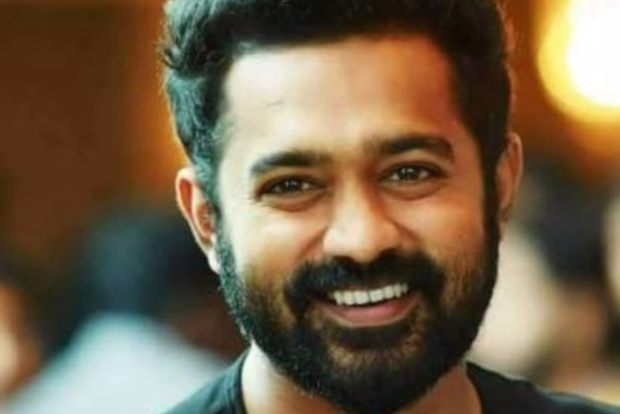 നിവിന്‍ പോളിക്കൊപ്പമുള്ള മാസ് രംഗം; ആസിഫ്  അലിയുടെ പോസ്റ്റ് വൈറല്‍