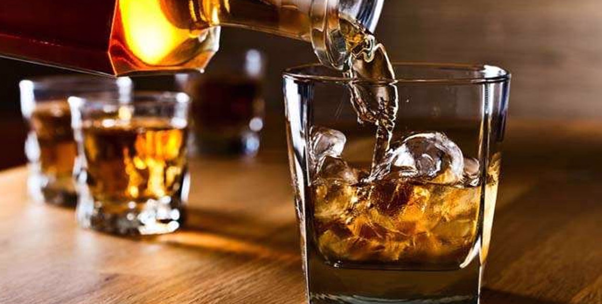 ഓൺലൈനിൽ മദ്യം ഓർഡർ ചെയ്ത് ലക്ഷങ്ങൾ നഷ്ടമായി; പരാതിയുമായി സീരിയൽ നടി