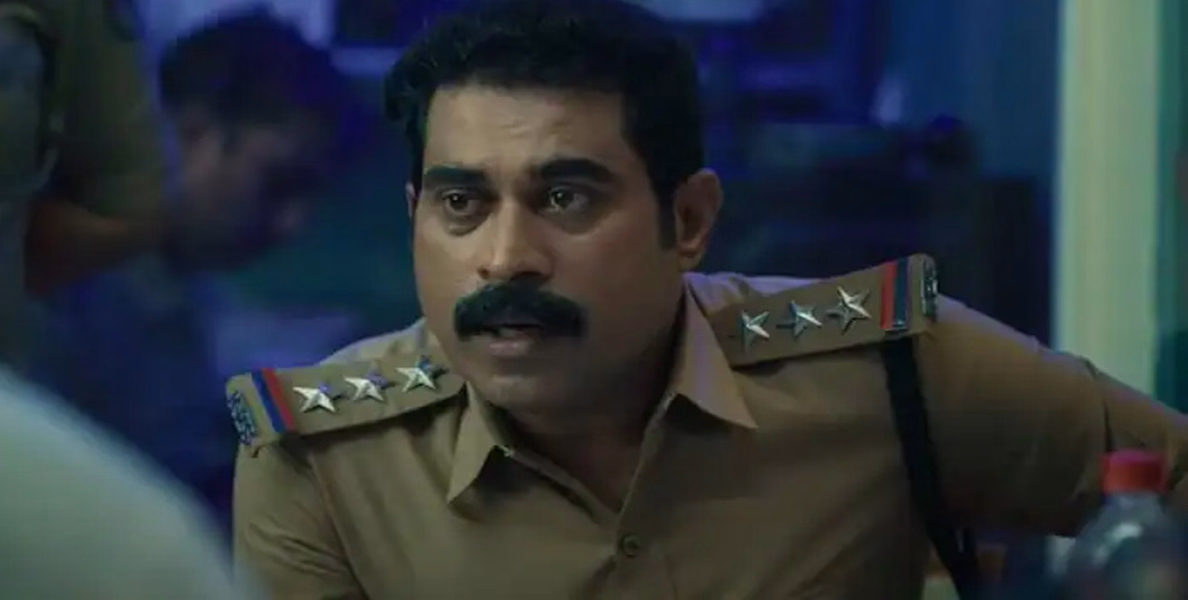 പൊലീസ് യൂണിഫോമില്‍ വീണ്ടും സുരാജ്
