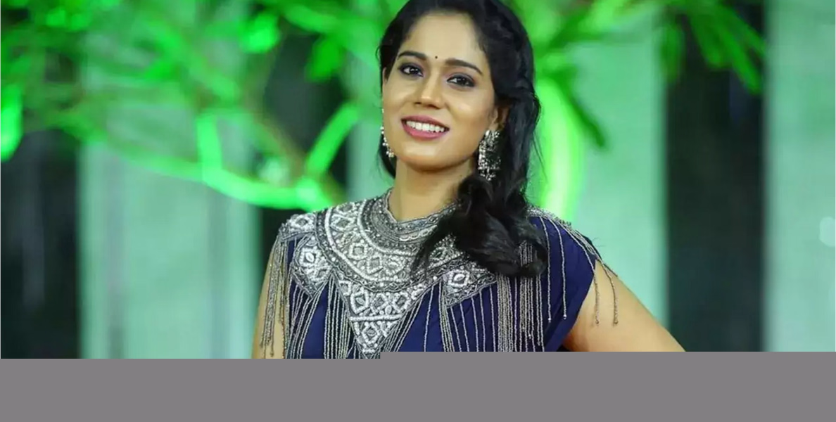 വീണ്ടും സോഷ്യല്‍ മീഡിയയില്‍ സജീവമായി ആതിര മാധവ്