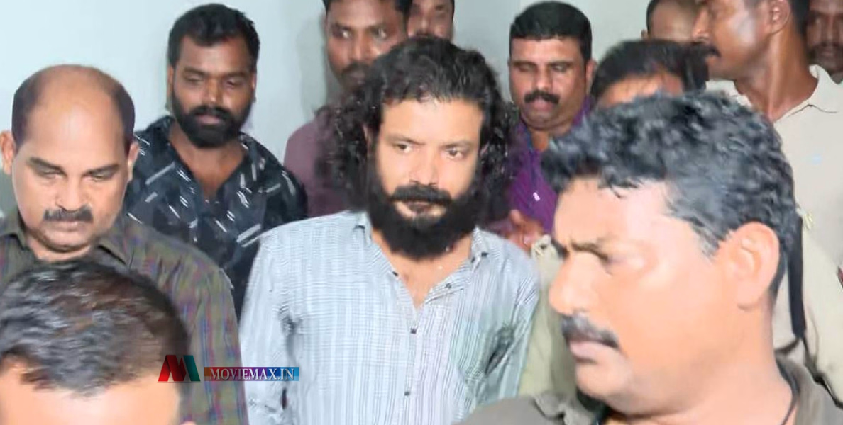 'താങ്ക്യൂ മീഡിയ, താങ്ക്‌സ് എ ലോട്ട്'; ഹൈബ്രിഡ് കഞ്ചാവ് കേസിലെ ചോദ്യം ചെയ്യലിന് ശേഷം പരിഹാസവുമായി ശ്രീനാഥ് ഭാസി