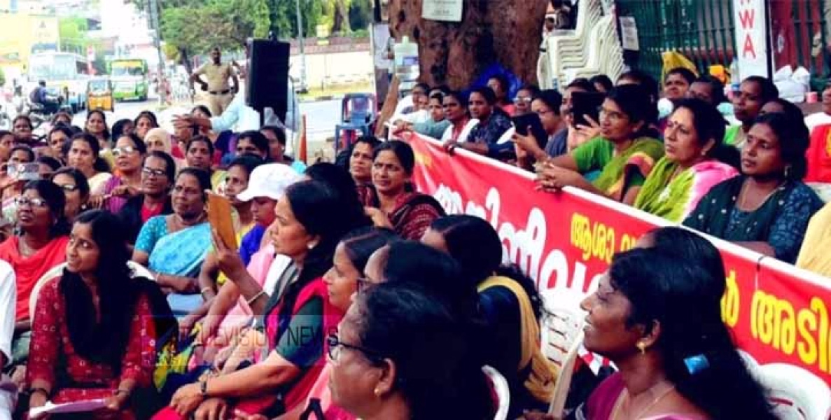 നവംബർ 1 മുതൽ ആശ വർക്കർമാരുടെ ഓണറേറിയം 8000 രൂപ ; ഉത്തരവിറക്കി കേരള സർക്കാർ