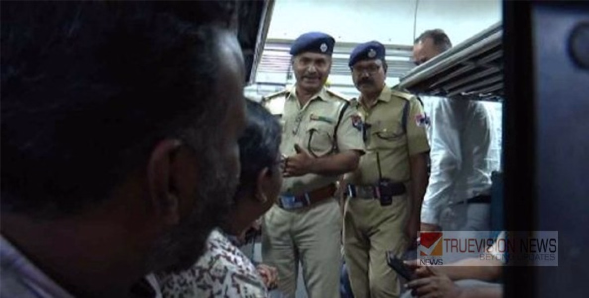 മദ്യപാനികളെ 'ഊതിക്കാൻ'  റെയില്‍വേ ; കണ്ണൂർ റയിൽവേ സ്റ്റേഷനിൽ  ബ്രെത്തലൈസര്‍ പരിശോധന