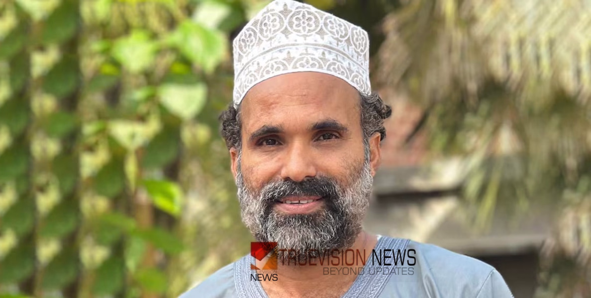 ഫുട്ബോൾ കളിക്കിടെ ദേഹാസ്വാസ്ഥ്യം; റഫറി കുഴഞ്ഞുവീണു മരിച്ചു