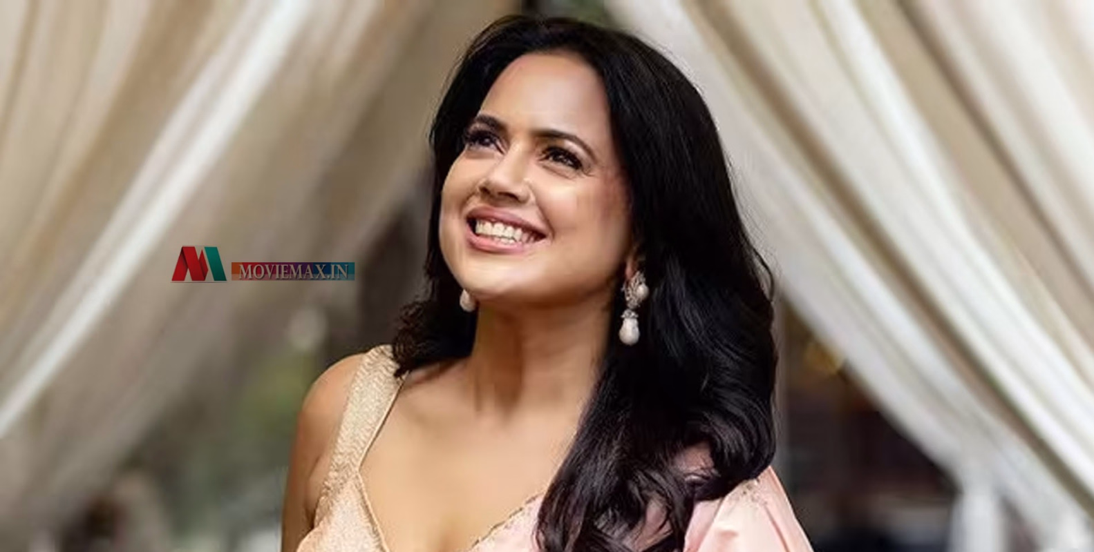 'പ്രസവകാലത്ത് രാജ്ഞിയെപ്പോലെ പരിചരണം, ആർത്തവവിരാമത്തിലോ? സ്ത്രീകൾക്കായുള്ള കരുതലിൽ മാറ്റം വേണമെന്ന് സമീര റെഡ്ഡി 